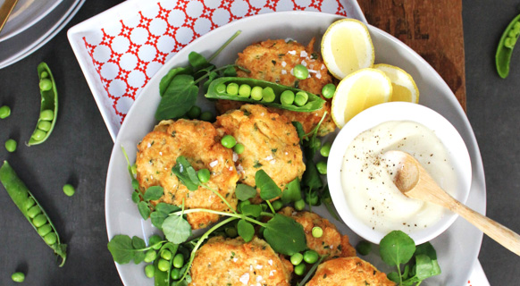 Salmon_fritters_with_greens